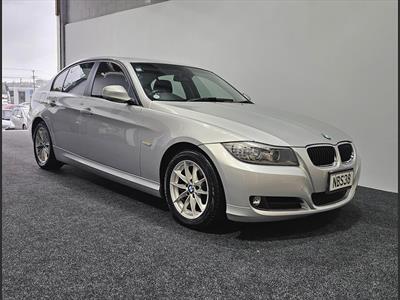 Used Sedan 2010 BMW 320i FACELIFT LCI  for sale in North Shore, Auckland from Luxxio Vehicles